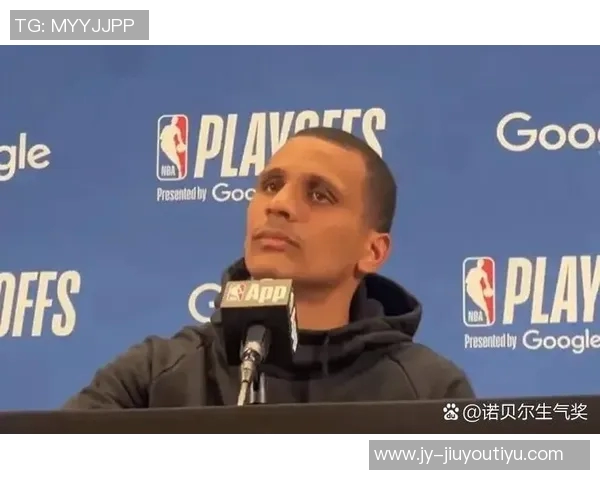 马祖拉称赞怀特关键表现期待他在比赛中继续带领球队取胜 马祖拉称赞怀特关键表现期待他在比赛中继续带领球队取胜