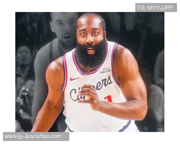 哈登三双助力快船创历史祖上不富裕却书写传奇人生