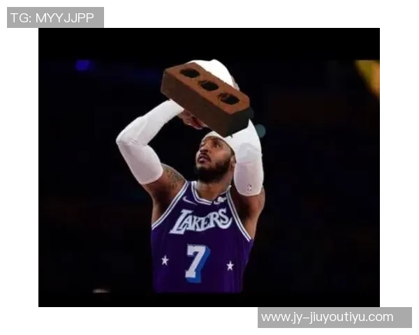 键盘侠热议里夫斯获空白支票湖人新赛季首战胜利喜人 键盘侠热议里夫斯获空白支票湖人新赛季首战胜利喜人