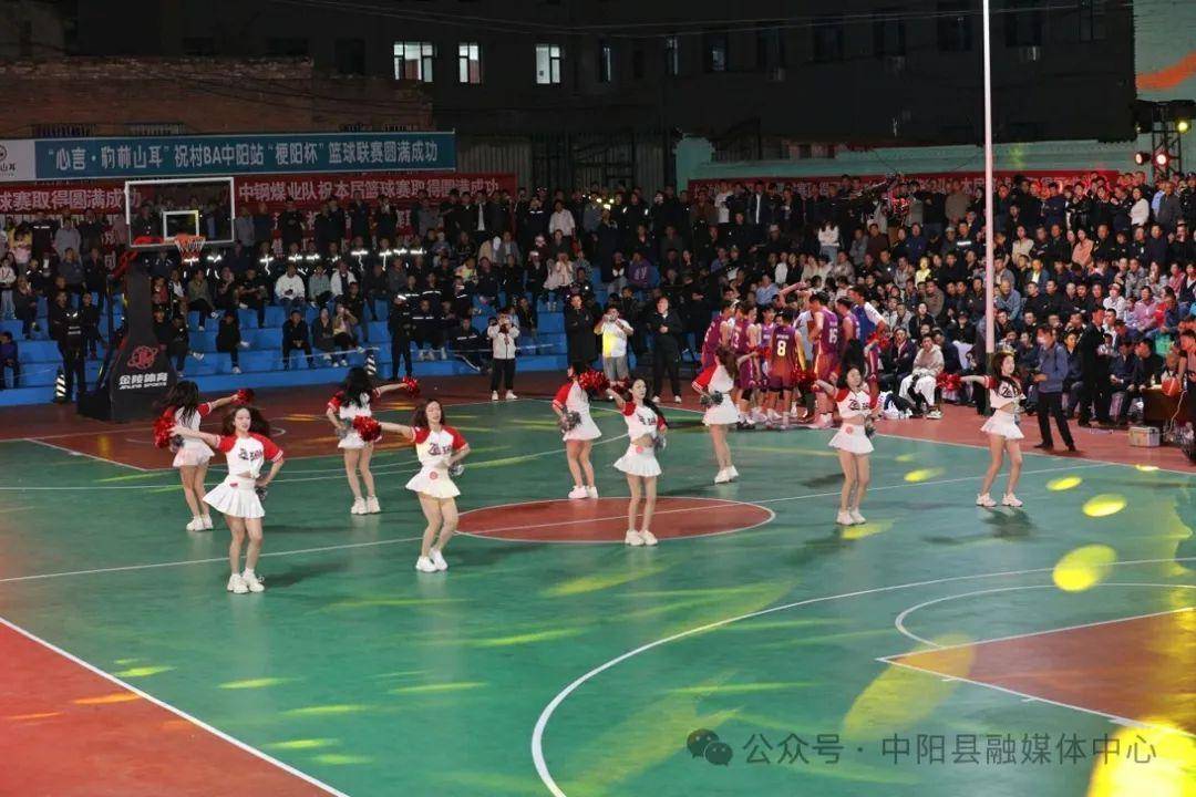 澳洲篮球超级联赛新轮次拉开帷幕，球员竞技激烈